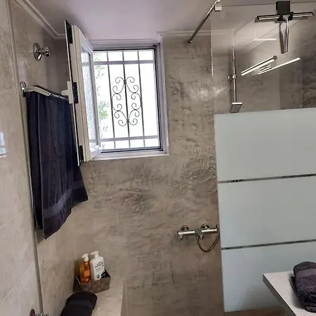 Aggeliki's Place Detached With Yard/parking * 볼로스