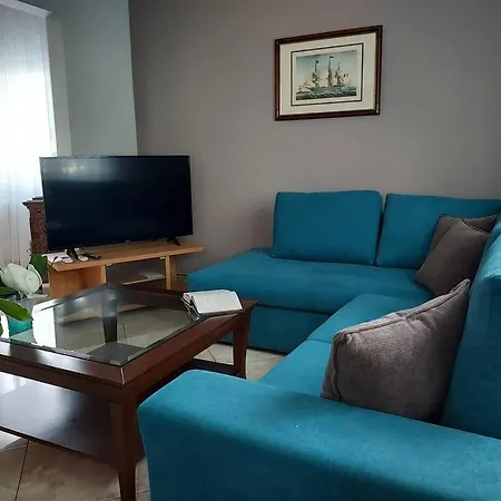 빌라 Aggeliki's Place Detached With Yard/parking *