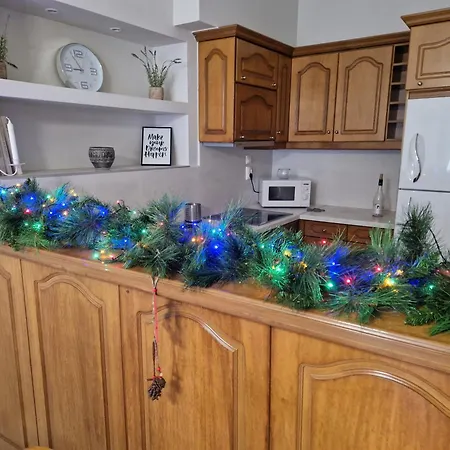 빌라 Aggeliki's Place Detached With Yard/parking *