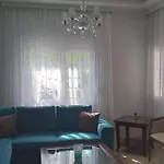 Aggeliki's Place Detached With Yard/parking *