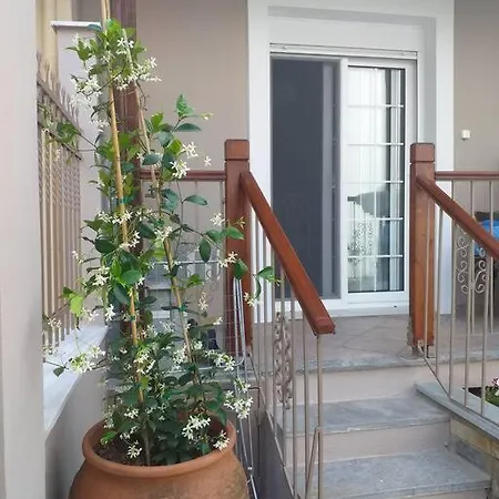 Βίλα Aggeliki's Place Detached With Yard/parking