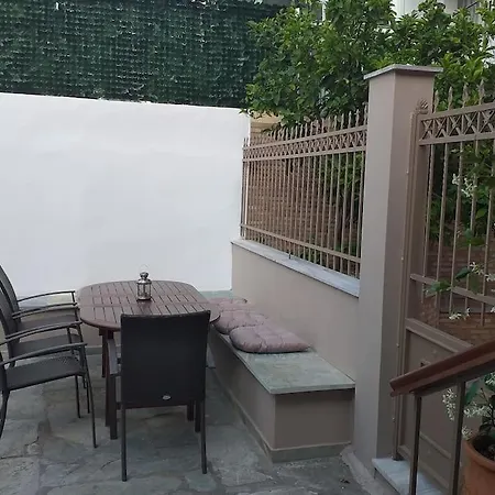 Aggeliki's Place Detached With Yard/parking Villa *