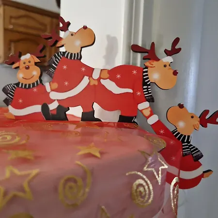 Aggeliki's Place Detached With Yard/parking *